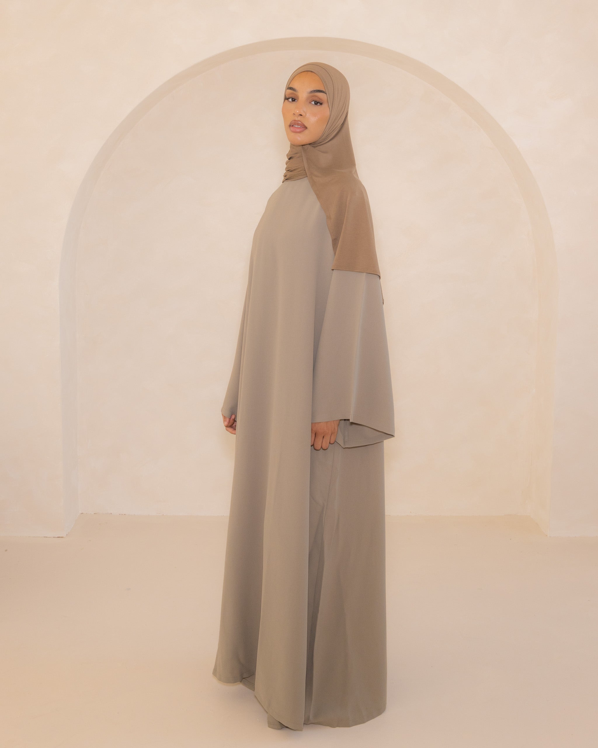 Pistachio Spanish Sleeve Abaya