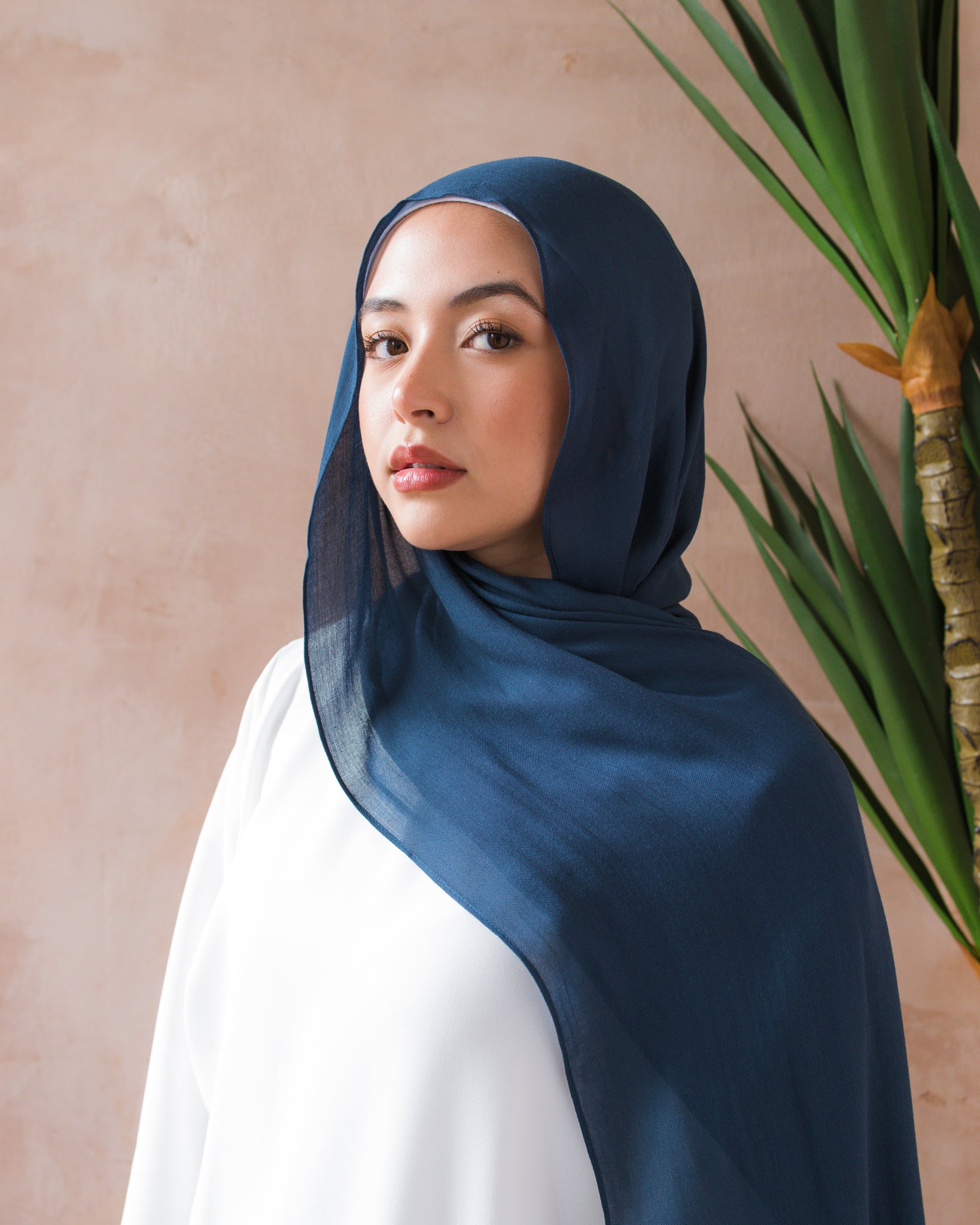 Navy Modal Hijab