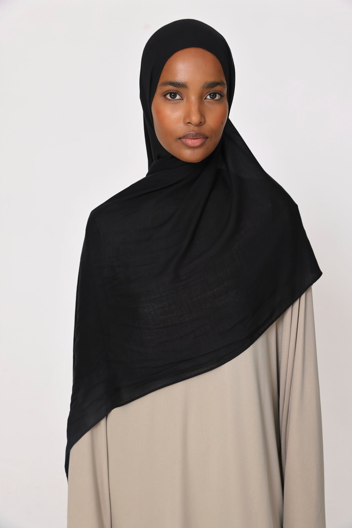 Black Modal Hijab