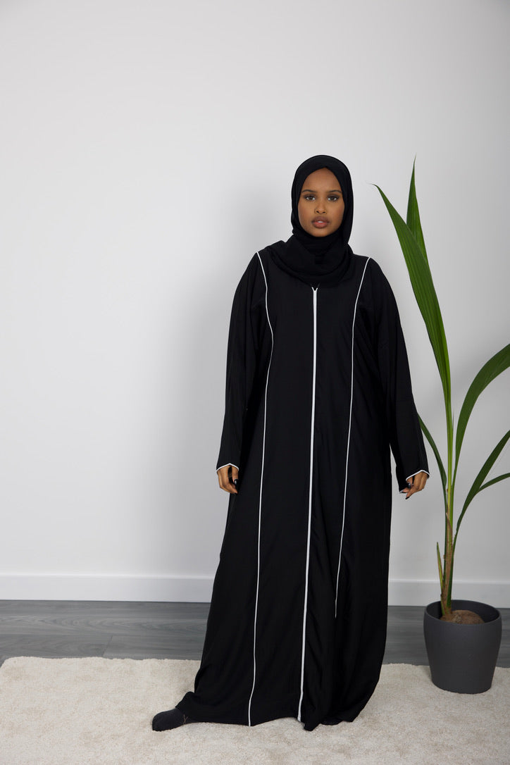 Layla Closed Abaya with Detailing - HAWAA Clothing