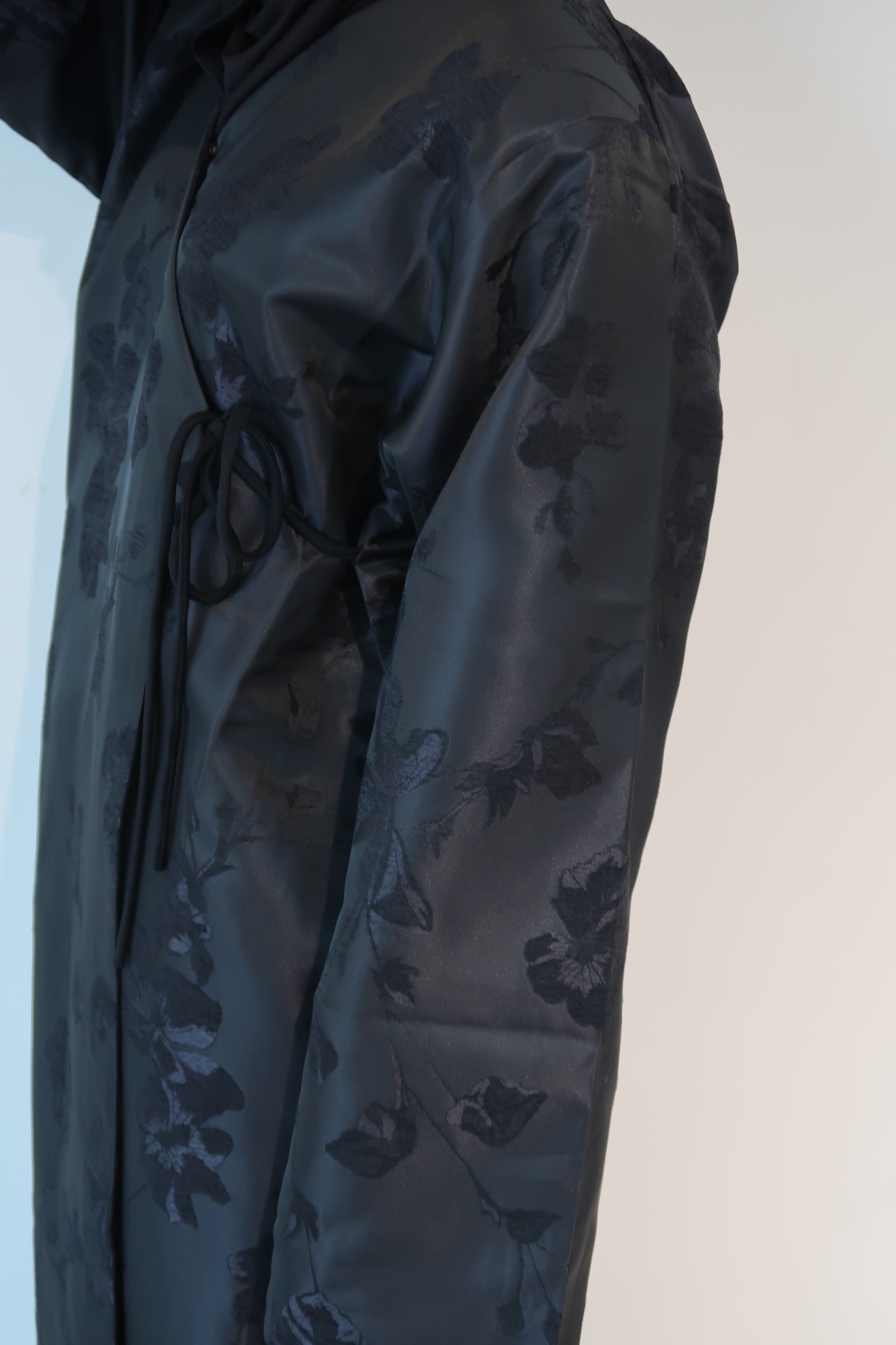 Taffeta Floral Open Abaya