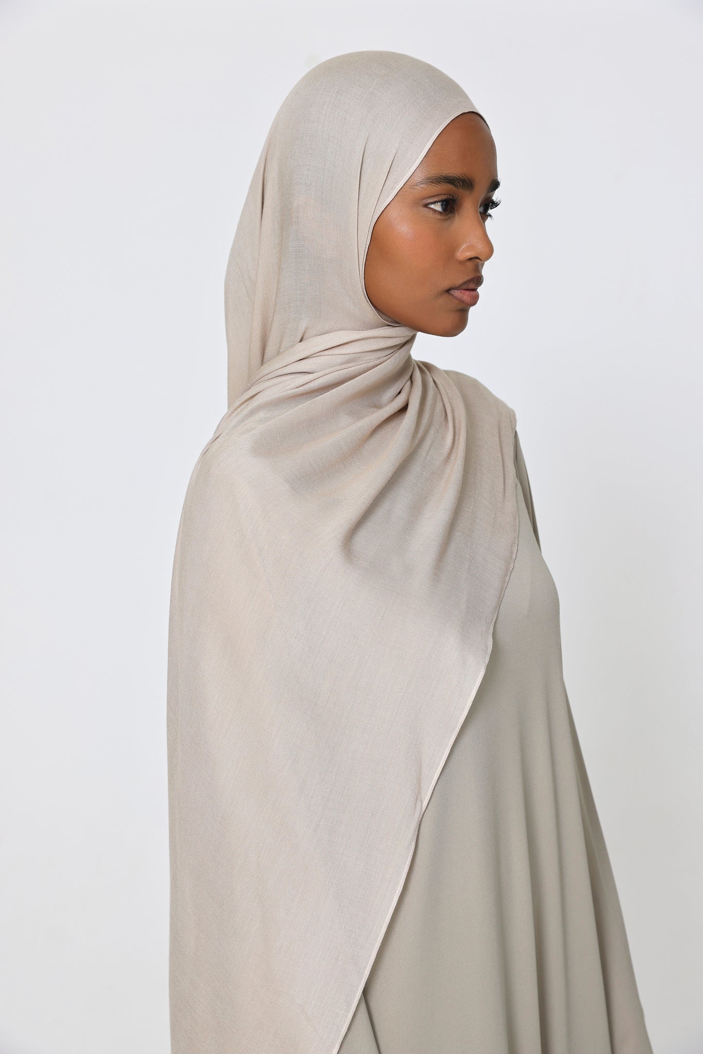 Dove Modal Hijab